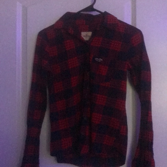Just a basic XS flannel - Picture 1 of 2